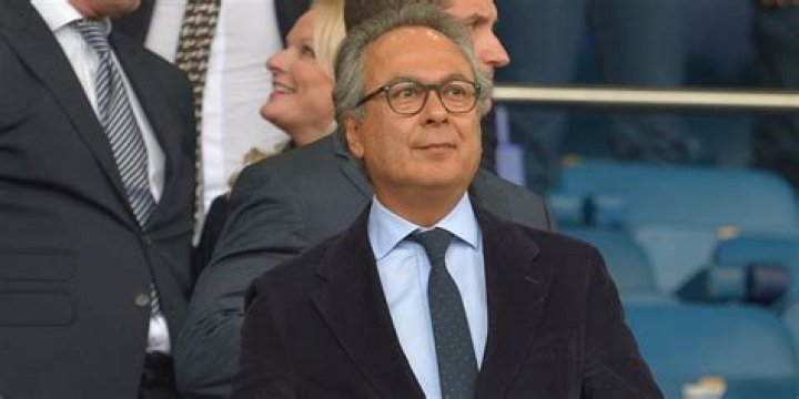 Unmasking Farhad Moshiri: The British-Iranian Billionaire Central to Everton Football Club - SarkariResult